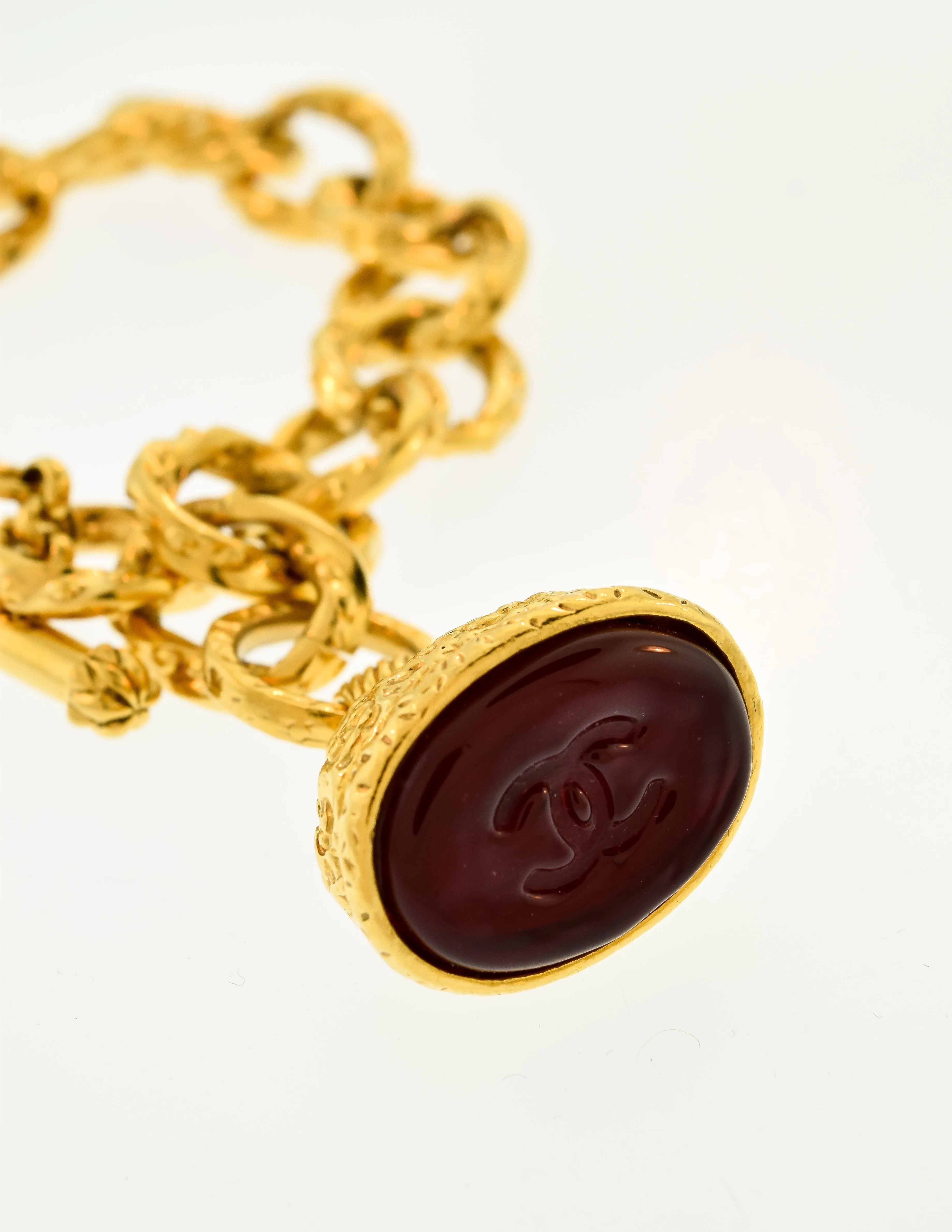 Chanel Vintage Red CC Logo Gripoix Signet Fob Charm Chain Bracelet