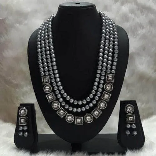 Grey Pearls Square Stone Ad Kundan Set