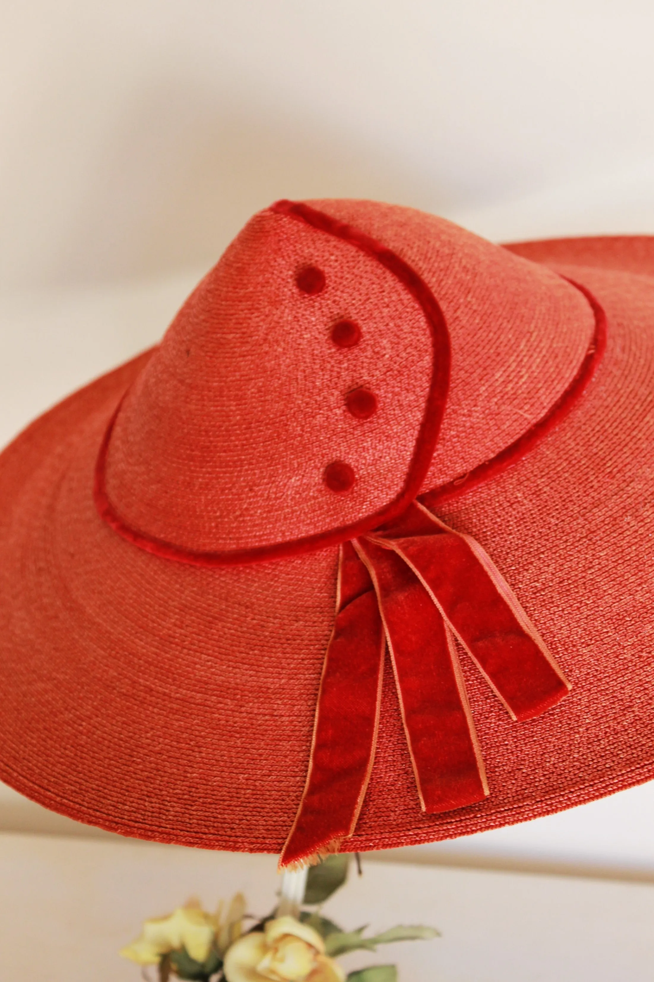 Vintage 1950s Wide Brimmed Red Straw Hat