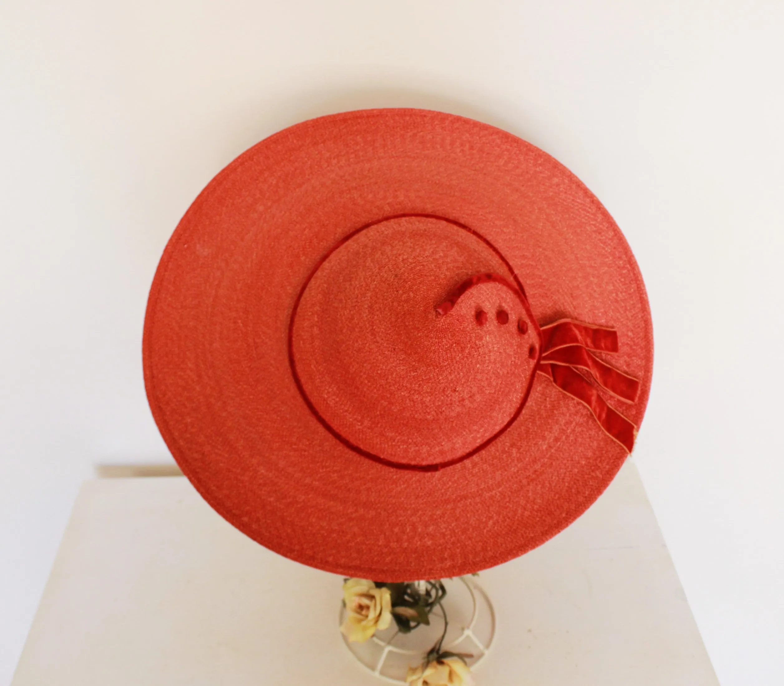 Vintage 1950s Wide Brimmed Red Straw Hat