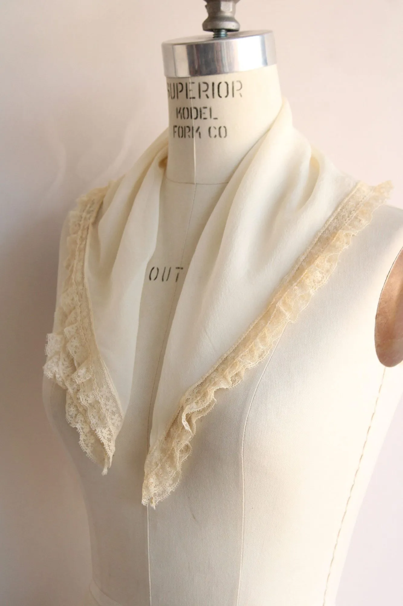 Vintage Saks Fifth Avenue Ivory Silk Chiffon and Cream Lace Scarf